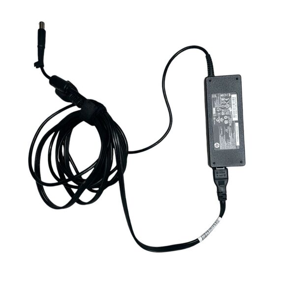 HP 613153-001 Black Power Adapter - Picture 4 of 4